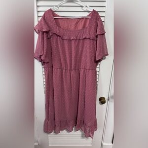 NWT 22-24 (3X) BloomChic Swiss dot midi pink dress